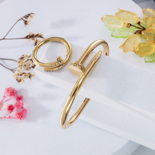 Ensemble Cartier Clous